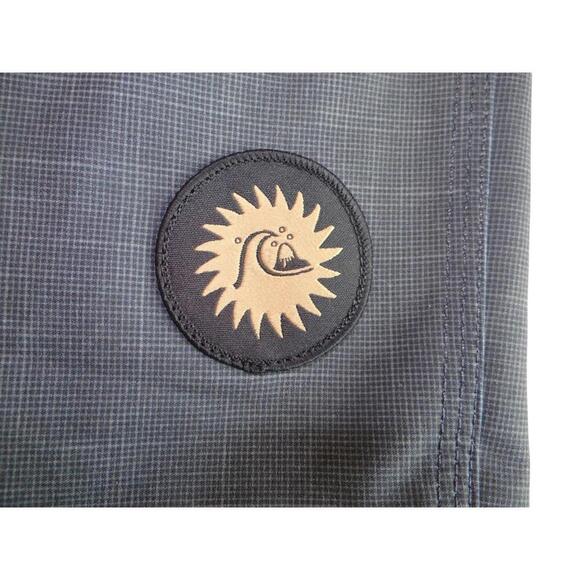 Men's Surf Shorts with Colorful Stripes Size 40 - Picture 2 of 7